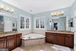 15806 Waterford Creek Cir, Hamilton, VA 20158 - Photo 40