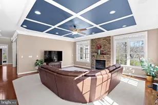 15806 Waterford Creek Cir, Hamilton, VA 20158 - Photo 16