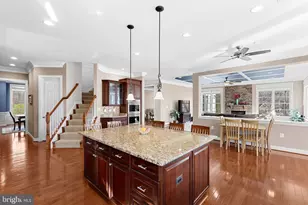 15806 Waterford Creek Cir, Hamilton, VA 20158 - Photo 22