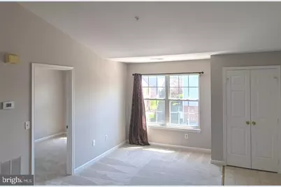 673 Constellation Square SE #J, Leesburg, VA 20175 - Photo 6