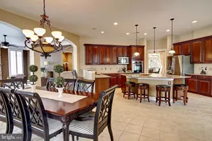 19124 Caddy Ct, Leesburg, VA 20176 - Photo 6