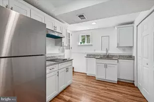 712 N Sterling Blvd, Sterling, VA 20164 - Photo 26