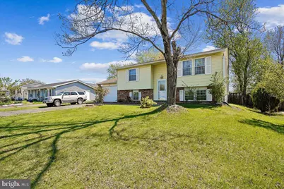 712 N Sterling Boulevard, Sterling, VA 20164 - Photo 2