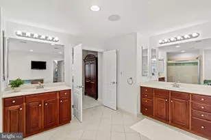 24176 Spring Meadow Cir, Aldie, VA 20105 - Photo 26