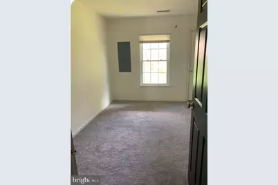 22987 Fontwell Square, Sterling, VA 20166 - Photo 2