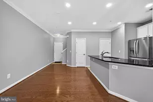 19464 Promenade Dr, Leesburg, VA 20176 - Photo 2