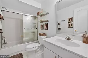 43918 Cheltenham Cir, Ashburn, VA 20147 - Photo 50