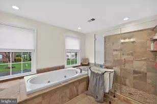 43918 Cheltenham Cir, Ashburn, VA 20147 - Photo 38