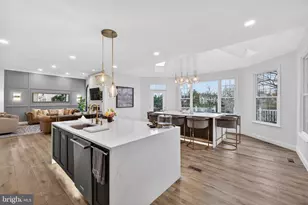 43918 Cheltenham Cir, Ashburn, VA 20147 - Photo 16