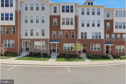 920 California Drive NE, Leesburg, VA 20176 - Photo 2