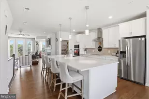 920 California Dr NE, Leesburg, VA 20176 - Photo 14