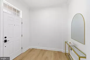 42465 Regal Wood Dr, Brambleton, VA 20148 - Photo 8