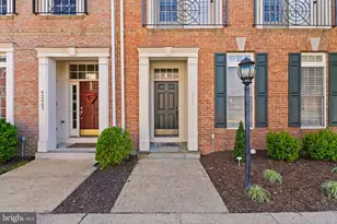 42465 Regal Wood Dr, Brambleton, VA 20148 - Photo 6