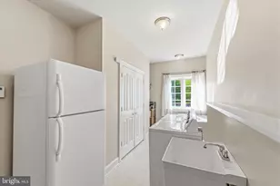 22030 Watson Rd, Leesburg, VA 20175 - Photo 36