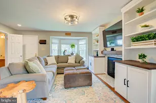 919 Smartts Ln NE, Leesburg, VA 20176 - Photo 4