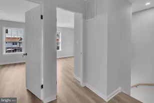 222 N Auburn Dr, Sterling, VA 20164 - Photo 12