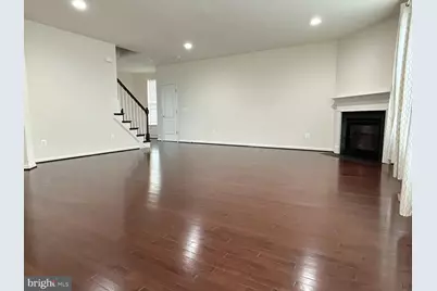 24887 Coventry Grove Court, Chantilly, VA 20152 - Photo 4