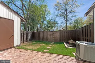 46 Wedgedale Dr, Sterling, VA 20164 - Photo 20