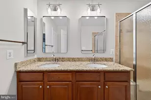 25139 Hummocky Terrace, Aldie, VA 20105 - Photo 32