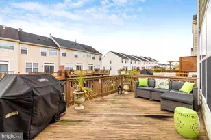 575 Edmonton Terrace NE, Leesburg, VA 20176 - Photo 32