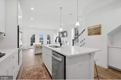 46037 Woodpecker Square, Sterling, VA 20165 - Photo 10