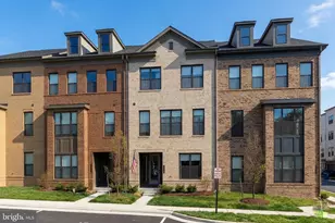 42338 Nelsonville Ter, Brambleton, VA 20148 - Photo 2