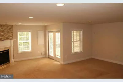 47567 Royal Burnham Terrace, Sterling, VA 20165 - Photo 20
