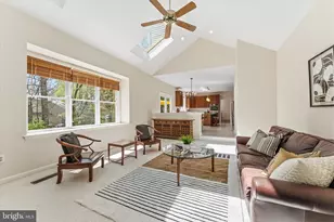 47187 Brasswood Pl, Potomac Falls, VA 20165 - Photo 14