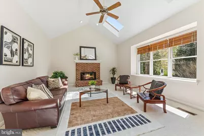 47187 Brasswood Place, Potomac Falls, VA 20165 - Photo 12