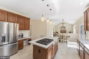 47187 Brasswood Pl, Potomac Falls, VA 20165 - Photo 8