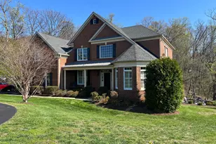 17926 Skip Away Ct, Leesburg, VA 20175 - Photo 2