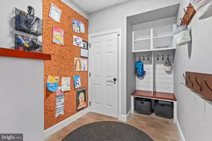 17926 Skip Away Ct, Leesburg, VA 20175 - Photo 24