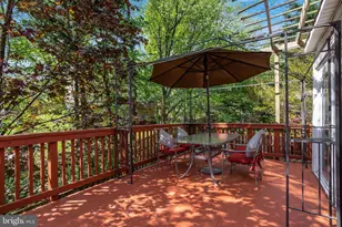 219 Beacon Dr, Sterling, VA 20164 - Photo 18