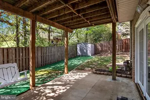 219 Beacon Dr, Sterling, VA 20164 - Photo 20