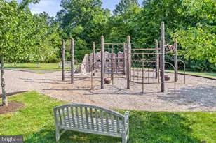 41960 Barnsdale View Ct, Ashburn, VA 20148 - Photo 4