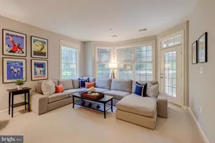 47816 Scotsborough Square, Sterling, VA 20165 - Photo 18