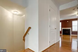 25859 Kirkwood Square, Chantilly, VA 20152 - Photo 8