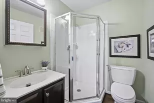 21840 Elkins Terrace, Sterling, VA 20166 - Photo 32