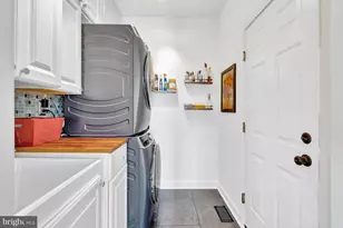 26163 Glasgow Dr, Chantilly, VA 20152 - Photo 36