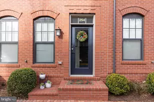 254 Bluemont Branch Terrace SE, Leesburg, VA 20175 - Photo 2