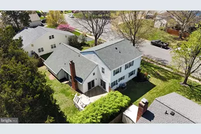 250 E Juniper Avenue E, Sterling, VA 20164 - Photo 6