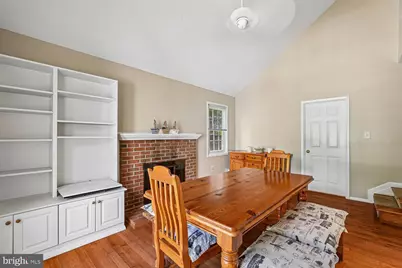 250 E Juniper Avenue E, Sterling, VA 20164 - Photo 26