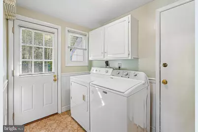 250 E Juniper Avenue E, Sterling, VA 20164 - Photo 30