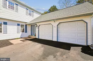 250 E Juniper Ave E, Sterling, VA 20164 - Photo 12