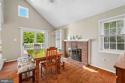 250 E Juniper Avenue E, Sterling, VA 20164 - Photo 28