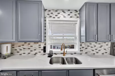 209 Shenandoah Street SE, Leesburg, VA 20175 - Photo 8