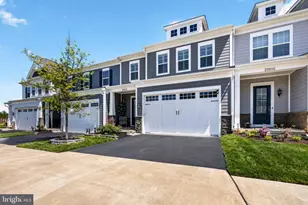 25614 Preston Park Ter, Chantilly, VA 20152 - Photo 2