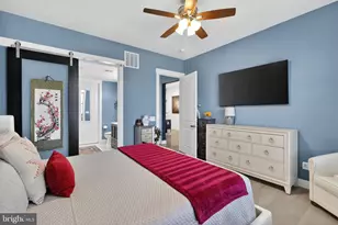 25614 Preston Park Ter, Chantilly, VA 20152 - Photo 24