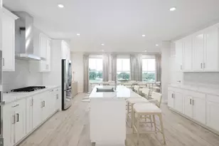 1 Picasso Square, Ashburn, VA 20148 - Photo 2