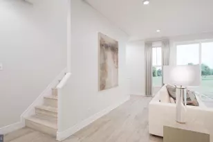 1 Picasso Square, Ashburn, VA 20148 - Photo 8